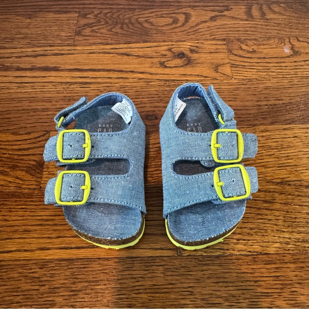 Baby Gap‎ Chambray Twin Buckle Sandals Size 3/4